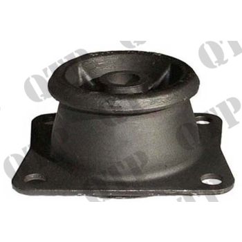 Cab Mounting IHC Front 495 - 955 XL - 52036