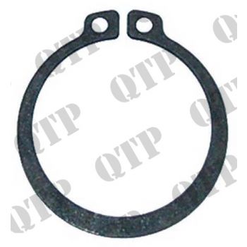 Massey Ferguson Hub Circlip 300 600 3000 6100 6200 4WD - PACK OF 2 - PRICE PER UNIT - 61358