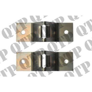 Massey Ferguson Bonnet Clip 4200 Ford Super Major - PACK OF 2 - PRICE PER UNIT - 61485