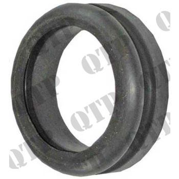 Massey Ferguson Ammeter Grommet 35 - PACK OF 2 - PRICE PER UNIT - 61731