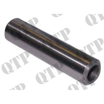 Massey Ferguson Valve Guide TE 20 - PACK OF 4 - PRICE PER UNIT - 825259